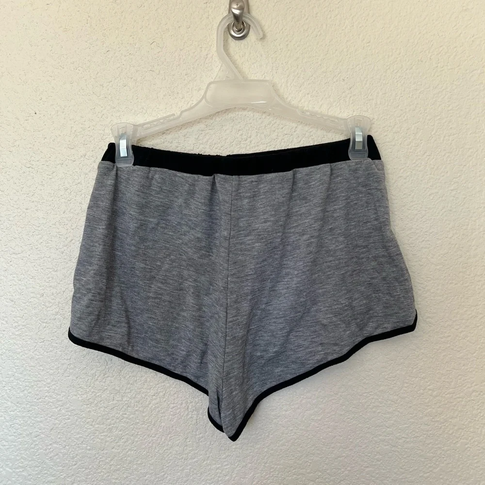 Zaful | Gray and Black Crop Tank Shorts Set - Picture 8 of 10